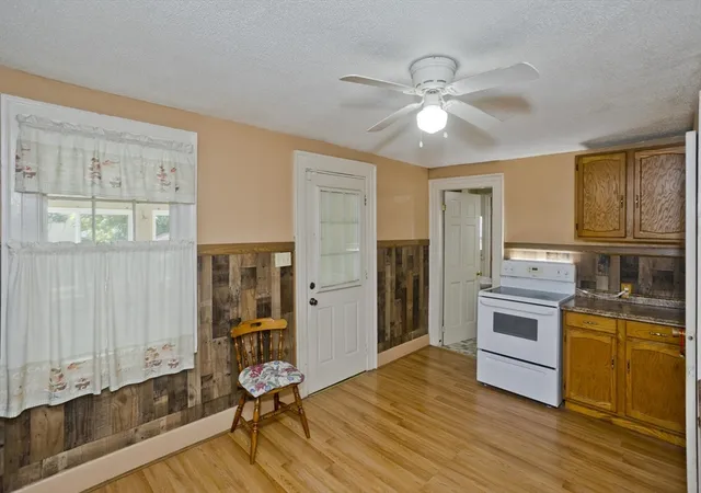 Photo 3 of Single family home for sale at 86 Laurence, Springfield, MA 01104 | MLS# 73567364 | Listing updated on 2026-08-30