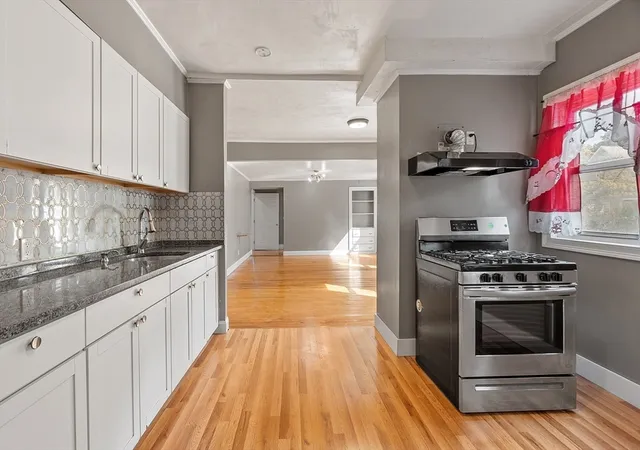 Listing Photo 5 - Condo for sale in building located at 26 Orne St, Worcester, MA 01605