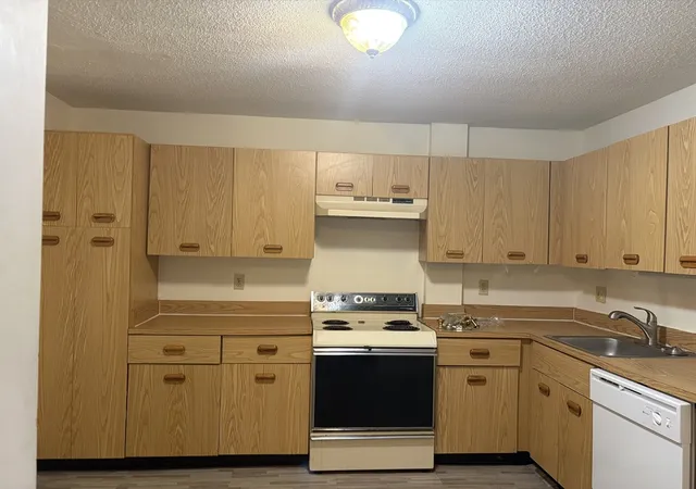 4th image of 96 Old Colony Avenue #131, East Taunton, MA 02718 | MLS# 73553923