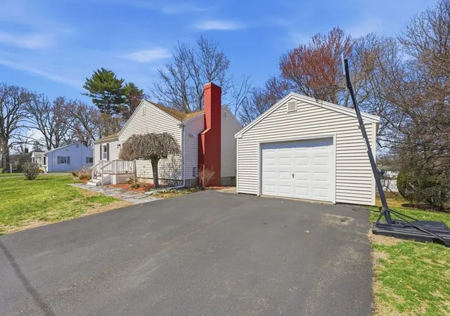 Homes for sale in East Longmeadow, MA | 132 Lasalle St, East Longmeadow, MA 01028 | MLS# 73498995