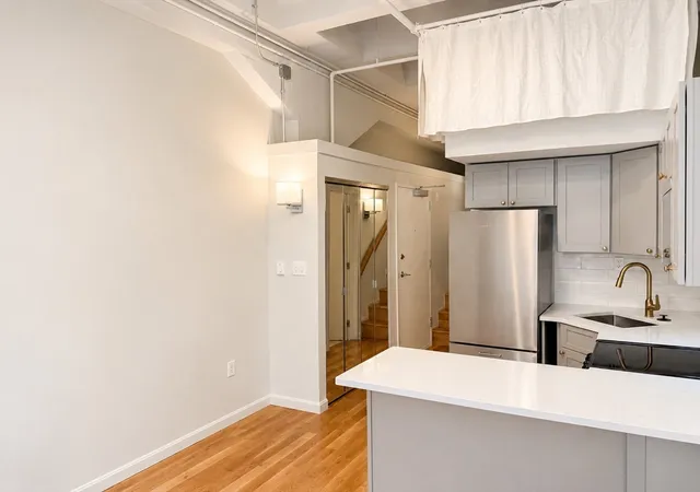 Homes for sale in Boston, MA | 12 Stoneholm St #307, Boston, MA 02115 | MLS# 73522588