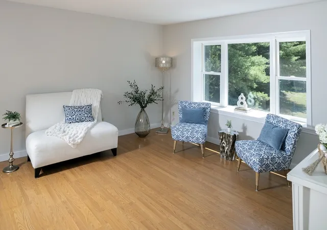 4th image of 133 Pleasant Street, Plympton, MA 02367 | MLS# 73557256
