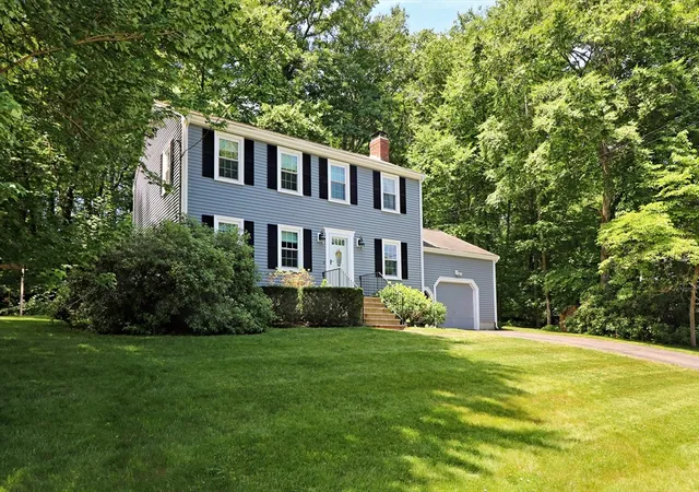 Homes for sale in Milford, MA | 50 Sunset Dr, Milford, MA 01757 | MLS# 73537284