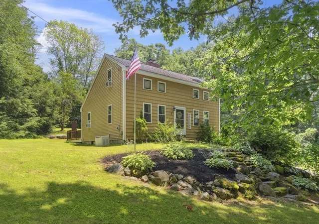 Homes for sale in Rutland, MA | 57 Sassawanna Rd, Rutland, MA 01543 | MLS# 73528910