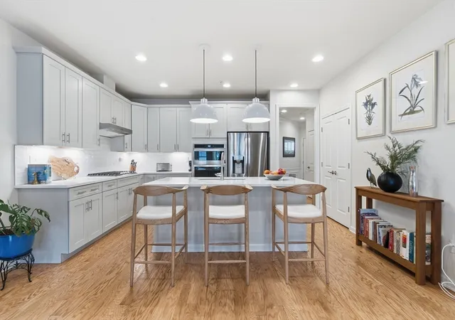 4th image of 114 Orchard Dr #8, Sudbury, MA 01776 | MLS# 73529281