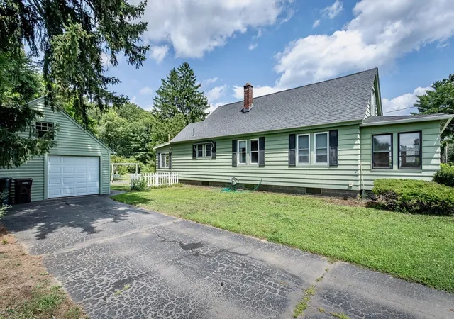 3rd image of 94 Holyoke Road, Westfield, MA 01085 | MLS# 73549317