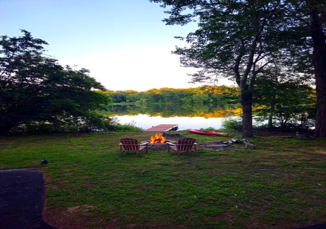 Photo 4 of Single family home for sale at 35 Willowwood Ave, Stoughton, MA 02072 | MLS# 73554547 | Listing updated on 2026-08-16