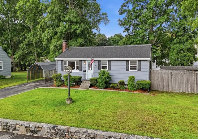 2nd image of 50 Pine St, Hudson, MA 01749 | MLS# 73560500