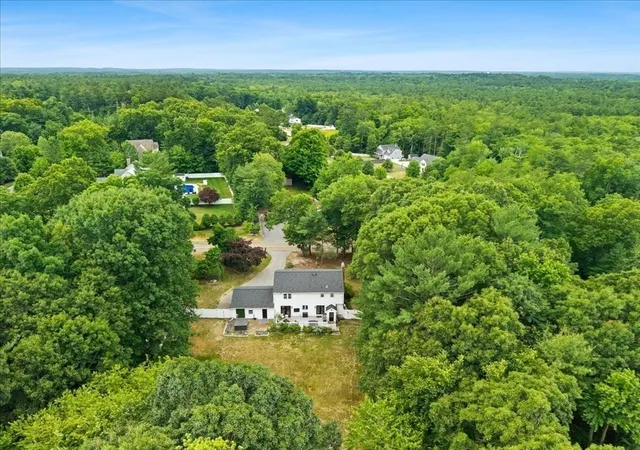 42nd image of 758 King St, Raynham, MA 02767 | MLS# 73549273