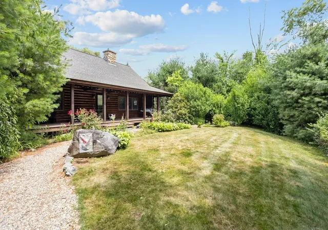 2nd image of 48 Read St, Seekonk, MA 02771 | MLS# 73549589