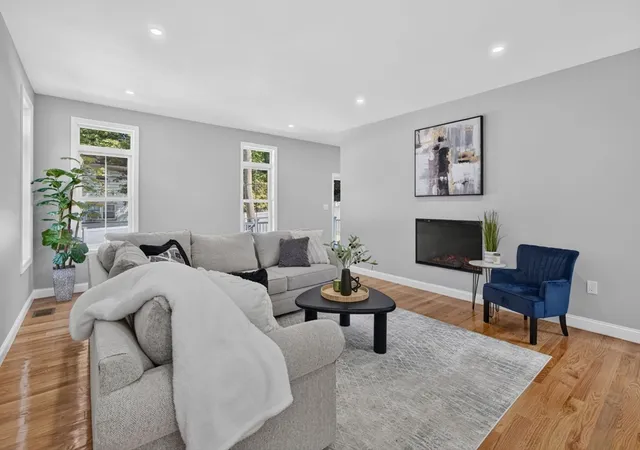 Photo 4 of Single family home for sale at 44 Grandview Road, Reading, MA 01867 | MLS# 73569944 | Listing updated on 2026-09-18