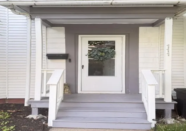 2nd image of 111 Maple St, Gardner, MA 01440 | MLS# 73549753