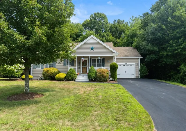 2nd image of 49 Harmony Xing, East Bridgewater, MA 02333 | MLS# 73557153