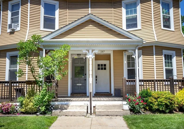 Photo 3 of Single family home for sale at 287 Walnut Ave, Roxbury, MA 02119 | MLS# 73537255 | Listing updated on 2026-09-01