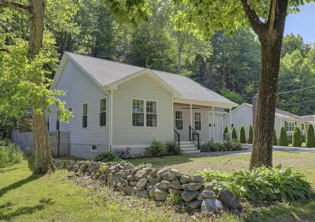 Homes for sale in Belchertown, MA | 573 Federal Street, Belchertown, MA 01007 | MLS# 73535987