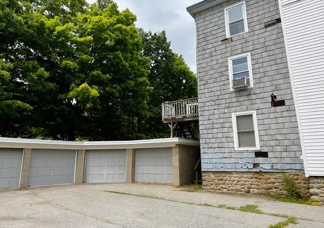 Photo 4 of House for sale at 9 Henry St, Southbridge, MA 01550 | MLS# 73569412 | Listing updated on 2026-09-10