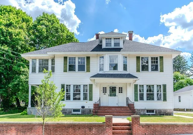 3rd image of 35 Barasford Avenue, Lowell, MA 01852 | MLS# 73538726