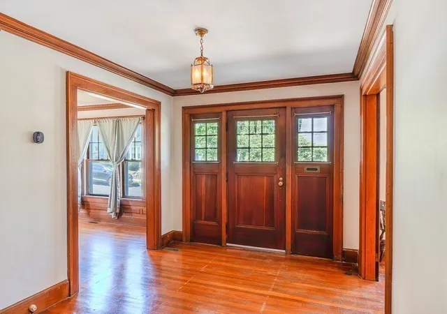 5th image of 35 Barasford Avenue, Lowell, MA 01852 | MLS# 73538726