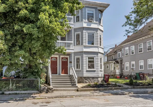 Photo 3 of Sale Pending at 31 33 Bourne St, Lowell, MA 01852 | MLS# 73565786 | Listing updated on 2026-08-27