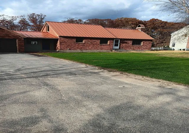 1st image of 101 Middle St, Attleboro, MA 02703 | MLS# 73452495