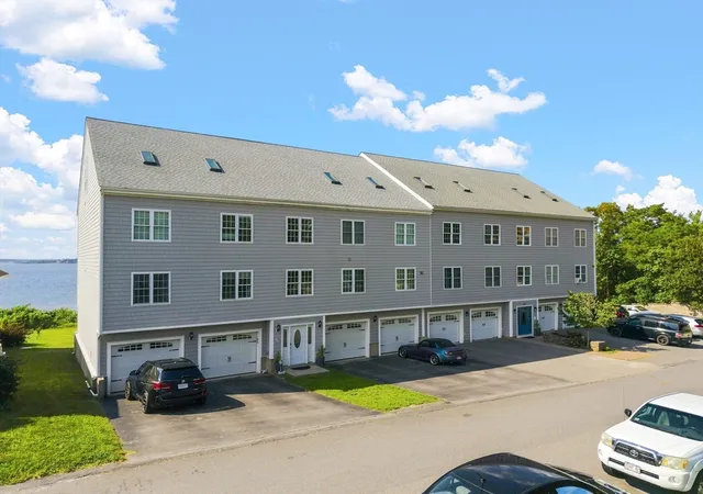 5th image of 273 Draper St, Fall River, MA 02724