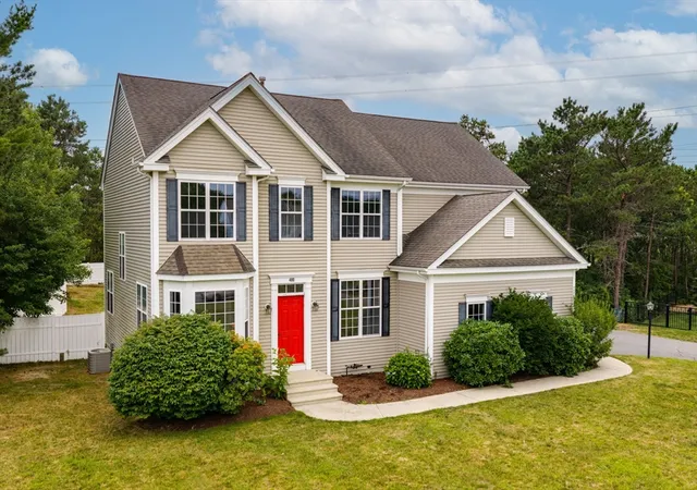 Photo 3 of Sale Pending at 460 Raymond Rd, Plymouth, MA 02360 | MLS# 73550270 | Listing updated on 2026-08-18