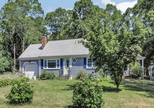 Photo 1 of Sale Pending at 17 Galleon Way, Osterville, MA 02655 | MLS# 73550624 | Listing updated on 2026-09-05