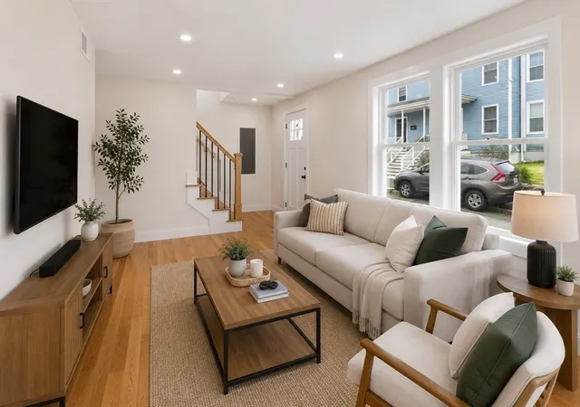 Photo 4 of Single family home for sale at 11 Hovey St, Woburn, MA 01801 | MLS# 73569261 | Listing updated on 2026-09-03