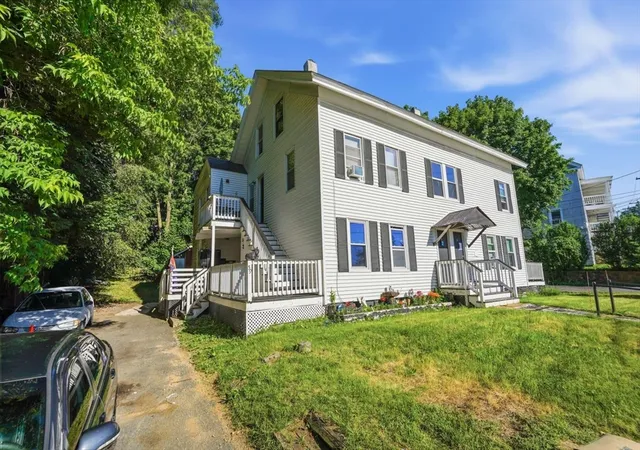 20th image of 59 Cross St, Southbridge, MA 01550 | MLS# 73543407