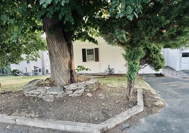 Photo 4 of Single family home for sale at 56 Prospect Hl Dr, North Weymouth, MA 02191 | MLS# 73561687 | Listing updated on 2026-08-28
