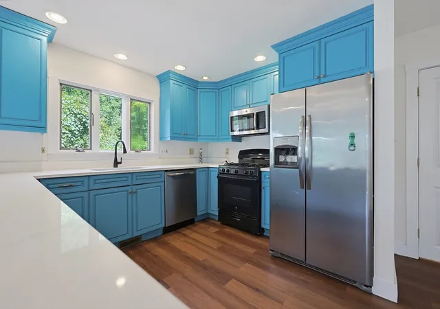 Photo 3 of Single family home for sale at 109 Pine St, Franklin, MA 02038 | MLS# 73562822 | Listing updated on 2026-09-14