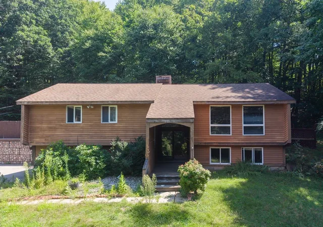 Photo 1 of Sale Pending at 426 Cronin Rd, Warren, MA 01083 | MLS# 73562035 | Listing updated on 2026-09-04