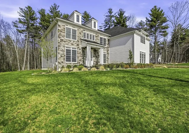 Homes for sale in Hopkinton, MA | 60 Chamberlain Street, Hopkinton, MA 01748 | MLS# 73517327