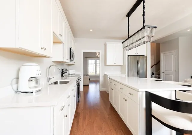 4th image of 31 Lilac Ave, Bellingham, MA 02019 | MLS# 73499306