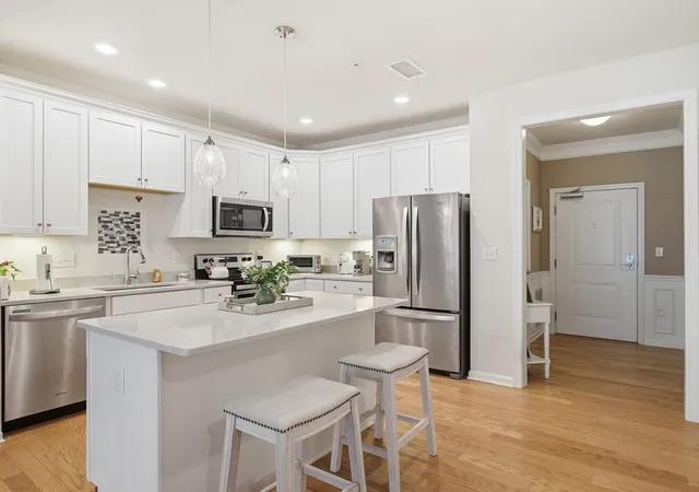 Homes for sale in North Reading, MA | 220 Martins Landing #104, North Reading, MA 01864 | MLS# 73503399