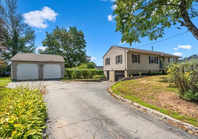 Photo 3 of Sale Pending at 29 Rosedale Avenue, North Andover, MA 01845 | MLS# 73568454 | Listing updated on 2026-09-17