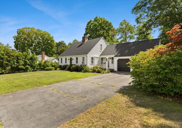 2nd image of 14 Whitehill St, Taunton, MA 02780 | MLS# 73567202