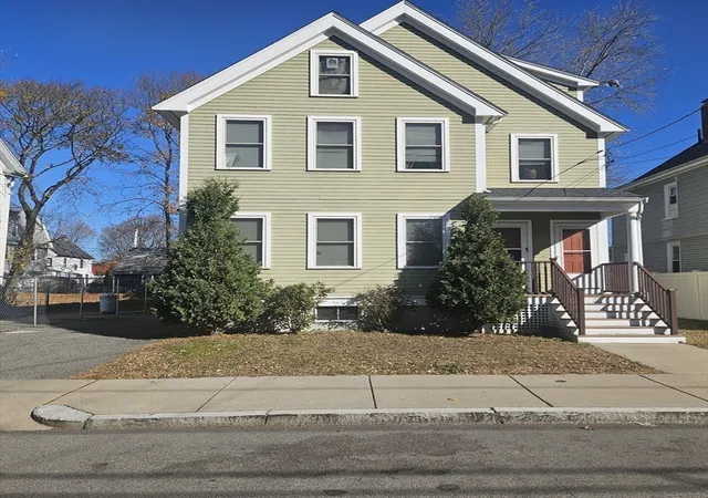 3rd image of 20 Massasoit St, Hyde Park, MA 02136 | MLS# 73558141