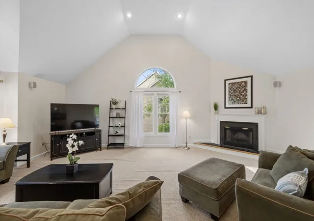 Homes for sale in Amesbury, MA | 12 Olde Taverne Lane, Amesbury, MA 01913 | MLS# 73531764