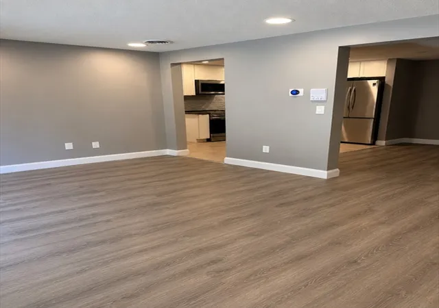 2nd image of 39 Randolph Dr #39, Tewksbury, MA 01876 | MLS# 73555406