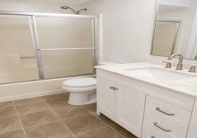 5th image of 39 Randolph Dr #39, Tewksbury, MA 01876 | MLS# 73555406