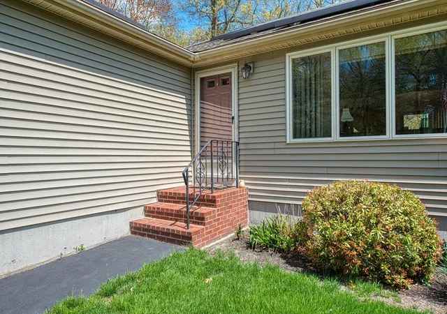 Homes for sale in East Bridgewater, MA | 1034 Plymouth Street, East Bridgewater, MA 02333 | MLS# 73516963