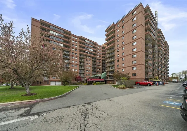 Homes for sale in Medford, MA | 3920 Mystic Valley Parkway Uni #708, Medford, MA 02155 | MLS# 73517987