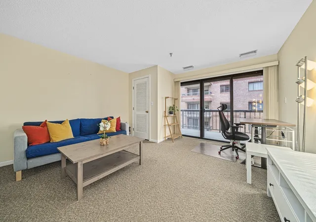 Homes for sale in Medford, MA | 3920 Mystic Valley Parkway Uni #708, Medford, MA 02155 | MLS# 73517987