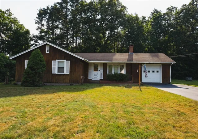 Homes for sale in Greenfield, MA | 40 Newell Pond Rd, Greenfield, MA 01301 | MLS# 73536017
