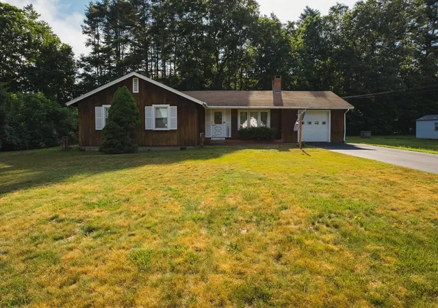 Homes for sale in Greenfield, MA | 40 Newell Pond Rd, Greenfield, MA 01301 | MLS# 73536017