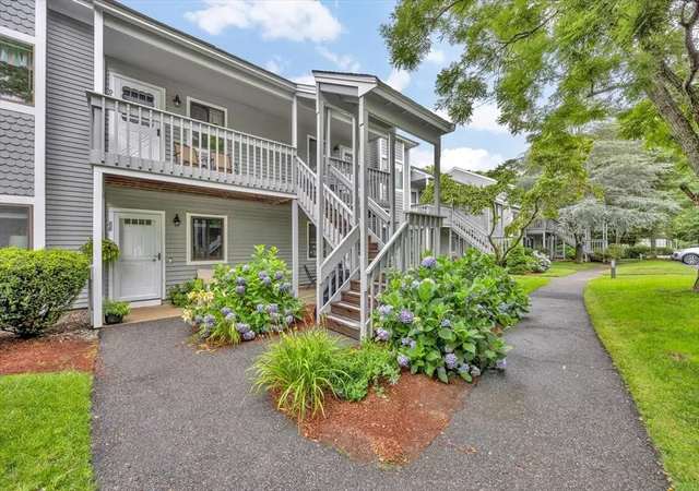 1st image of 90 Eaton Ln #90, Brewster, MA 02631 | MLS# 73554720