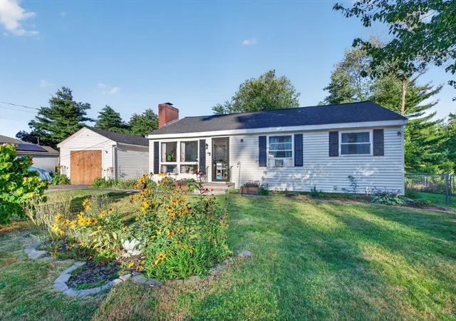 3rd image of 18 Vernon St, Ayer, MA 01432 | MLS# 73560695