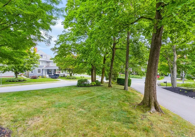 21st image of 2 Hunting St, North Attleboro, MA 02760 | MLS# 73556689