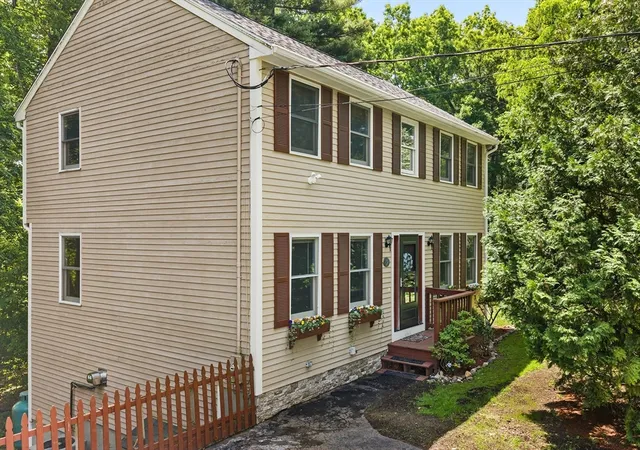 Homes for sale in North Reading, MA | 89 Old Andover Rd, North Reading, MA 01864 | MLS# 73532335